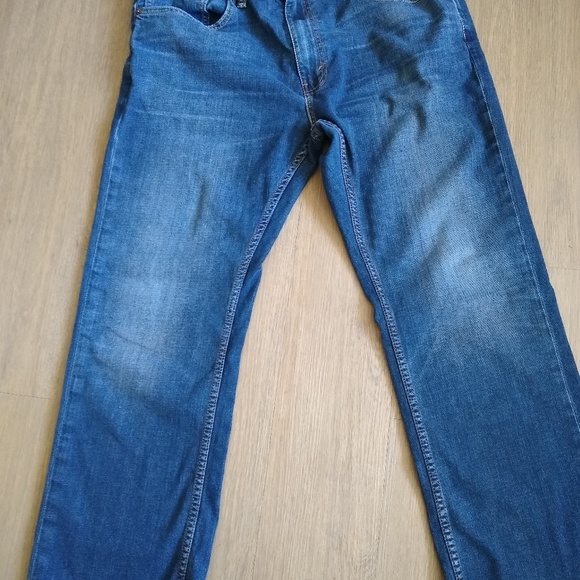 2/ $40 Levi's 559 Men Relaxed Fit Jeans - Picture 5 of 6
